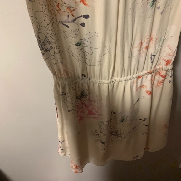 Aritzia Babaton benedict silk dress - floral - Picture 6 of 10